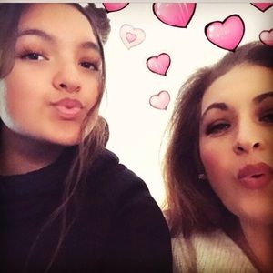 Meet your Posher, Evelyn